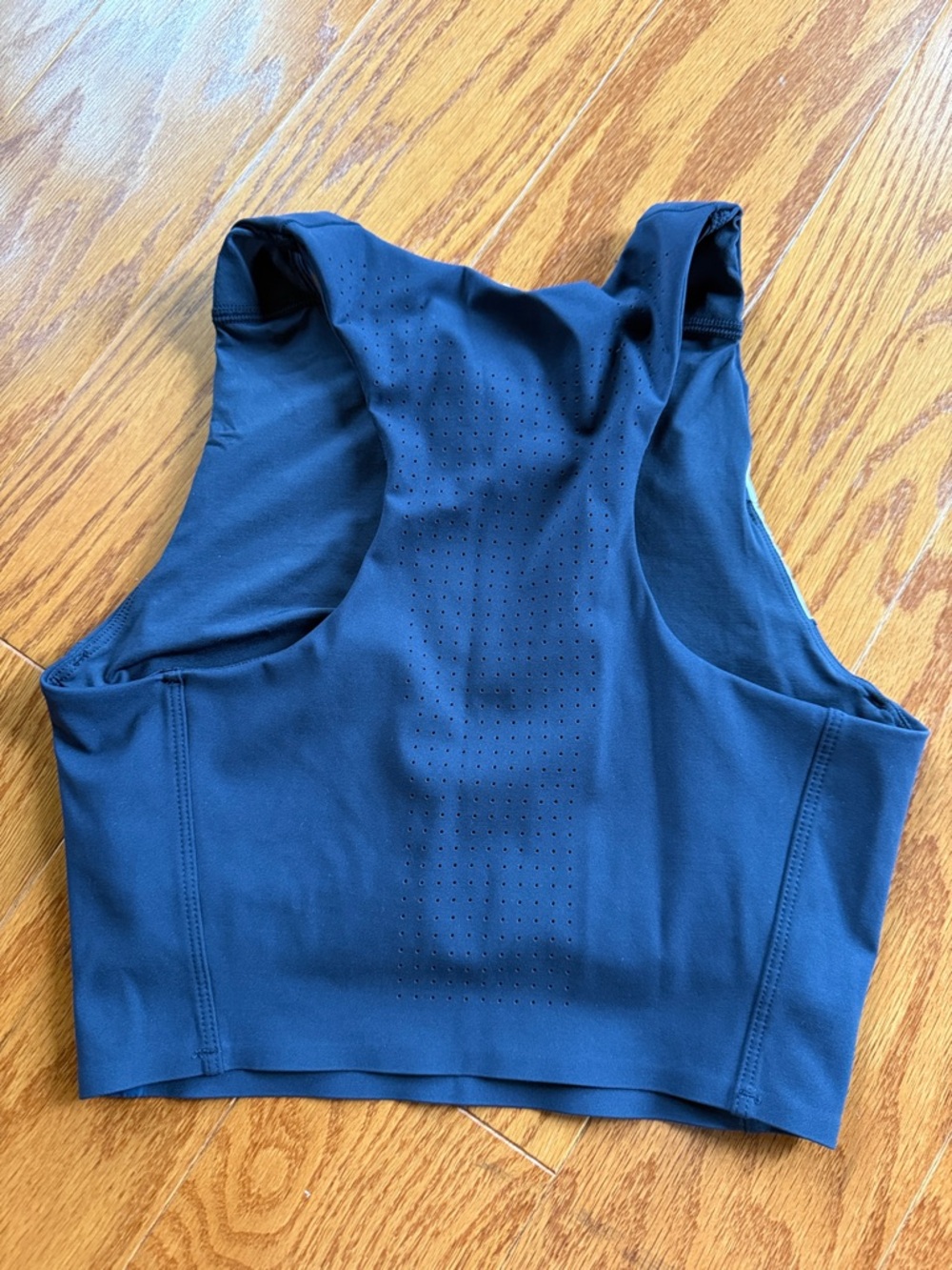 Tracksmith Women’s Strata Zip Racing crop XS - Picture 3 of 5